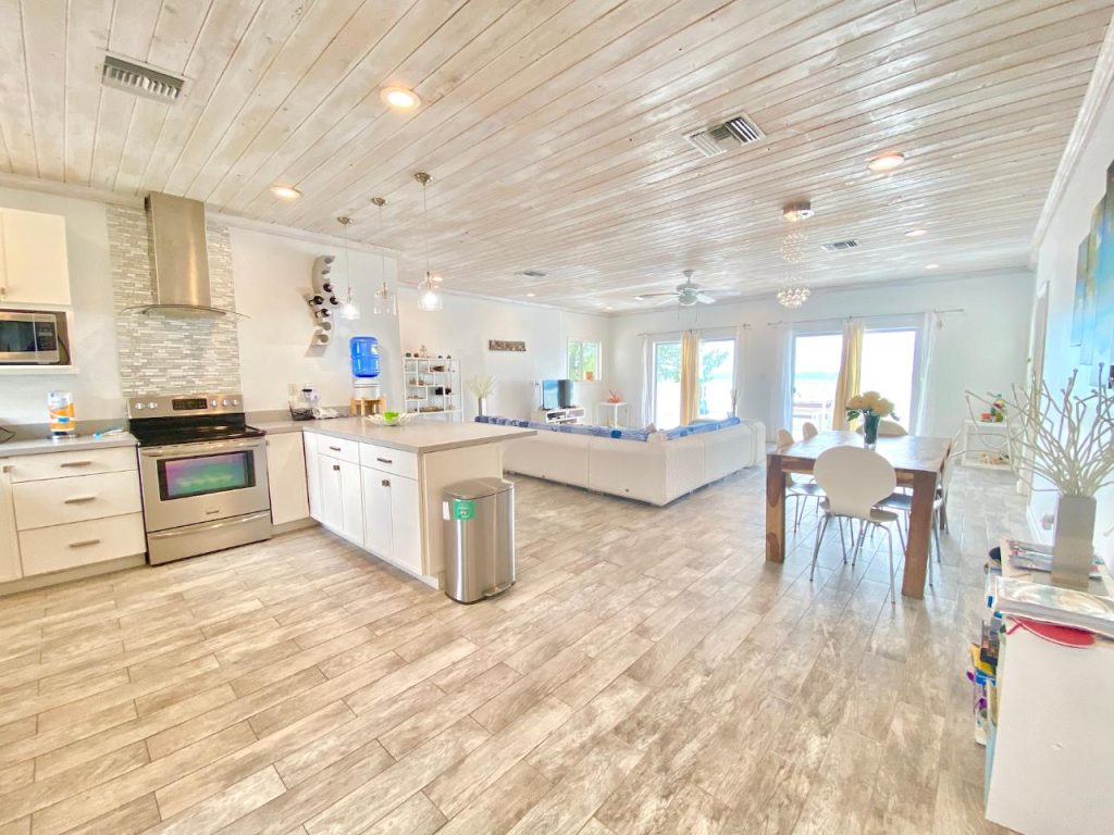 Lot 10 Tarpum Bay, Eleuthera, The Bahamas IMI Investment Migration