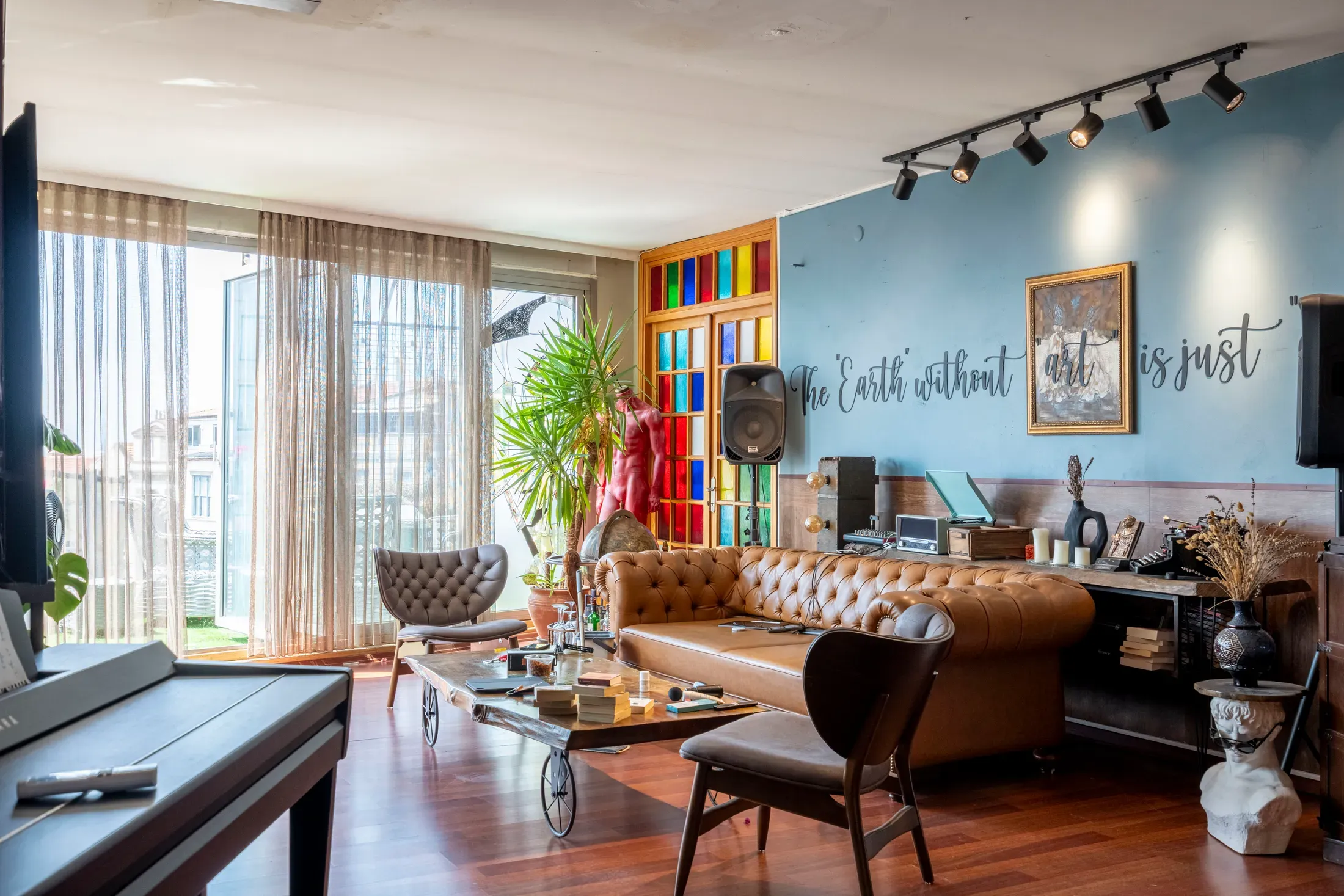 Historic Art Nouveau Building in Asmalımescit, Beyoğlu | IMI Real Estate